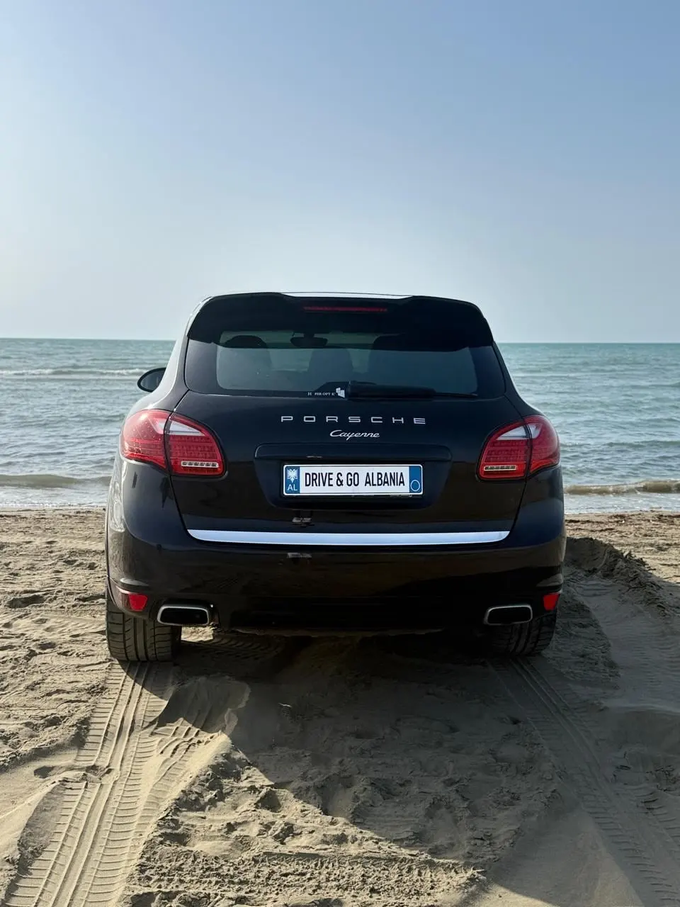 Porsche Cayenne 2014 – rear view