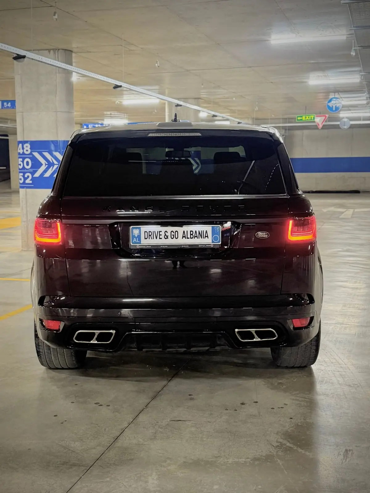 Range Rover Sport 2016 – rear view